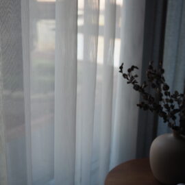 インテリアを仕上げるカーテン